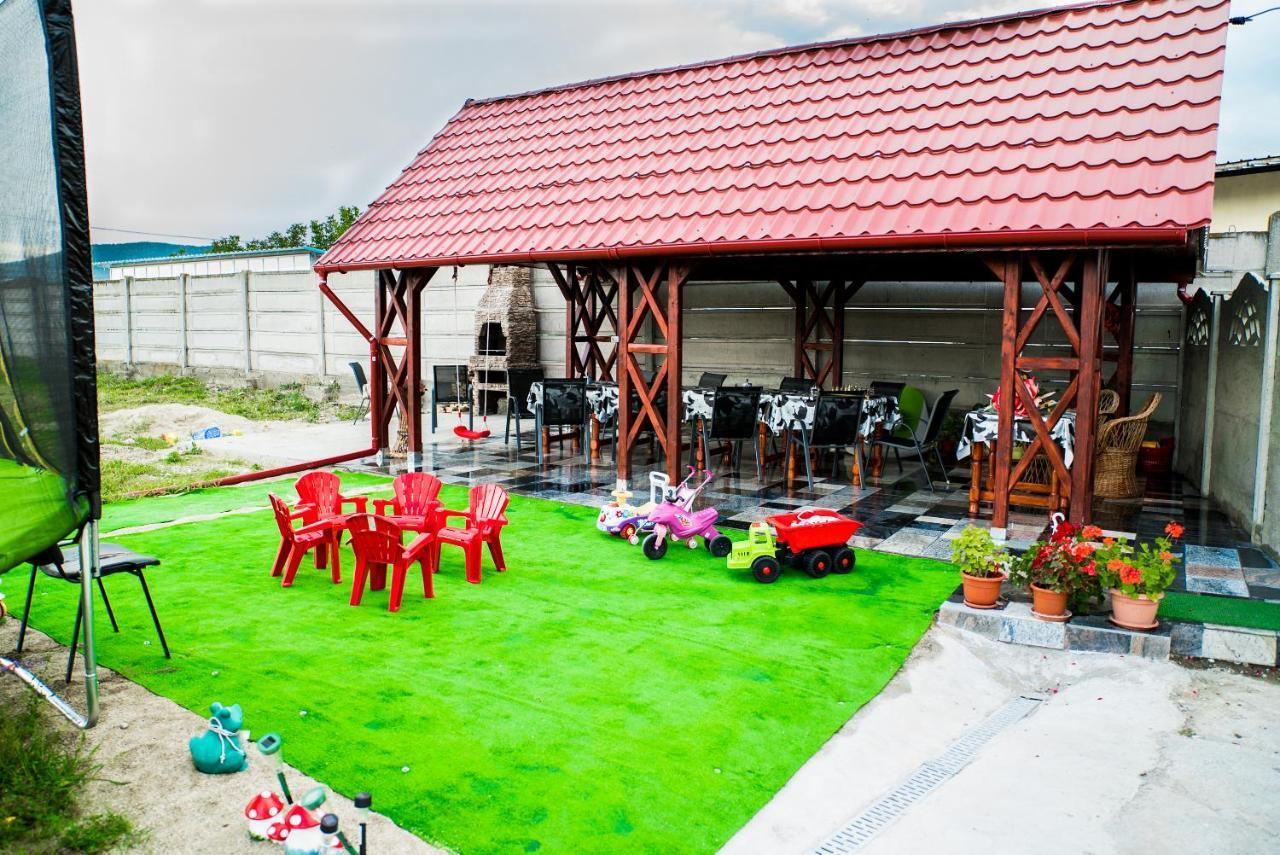Pensiunea Georgibel Deva Exterior foto